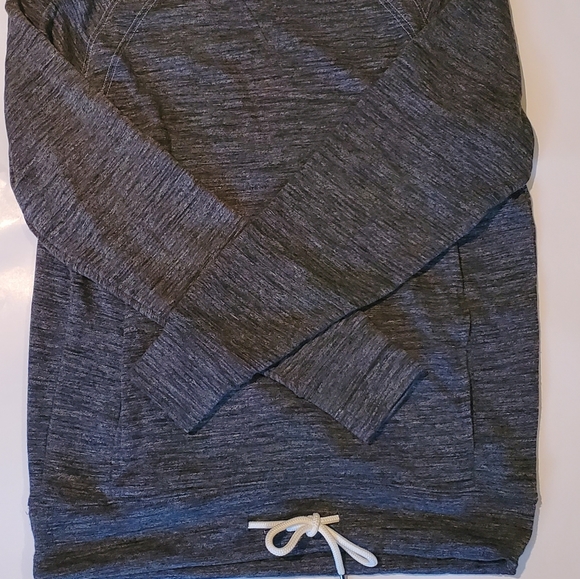Zella Pullover Sweatshirt - Picture 2 of 8